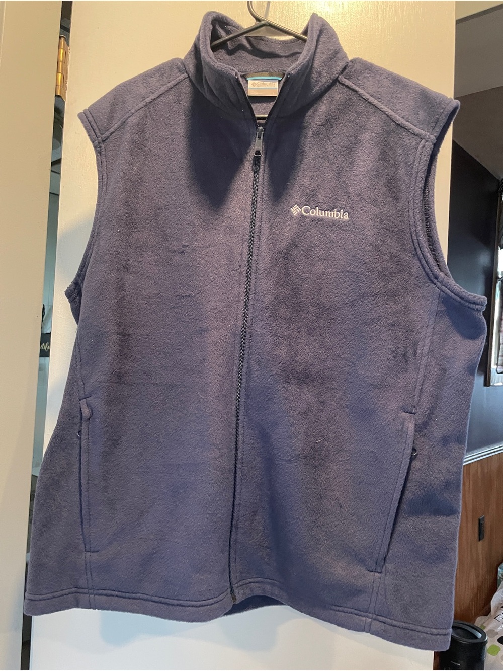 Columbia Dark Blue Sleeveless Fleece Vest men’s size L